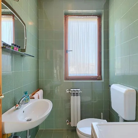 Christina Apartamento Pula