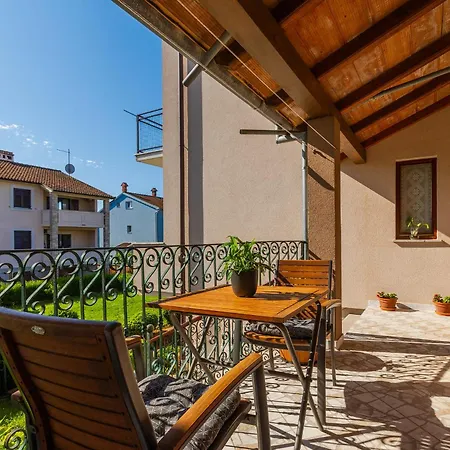 Apartment Christina Pula