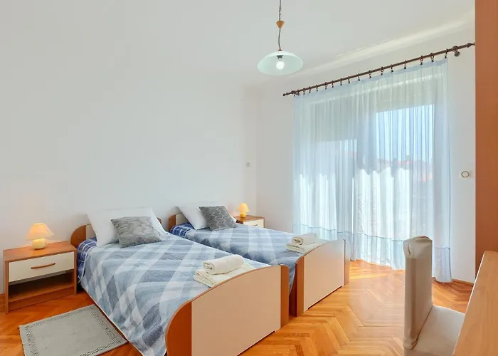 Christina * Πούλα