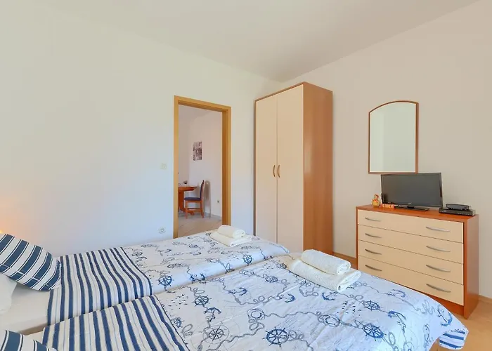 Διαμέρισμα Christina *