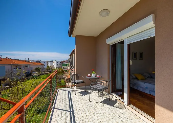 Christina * Πούλα