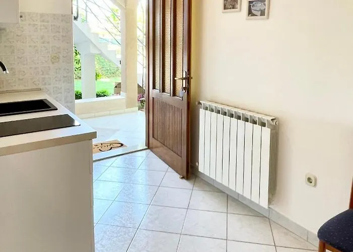 Christina Apartamento